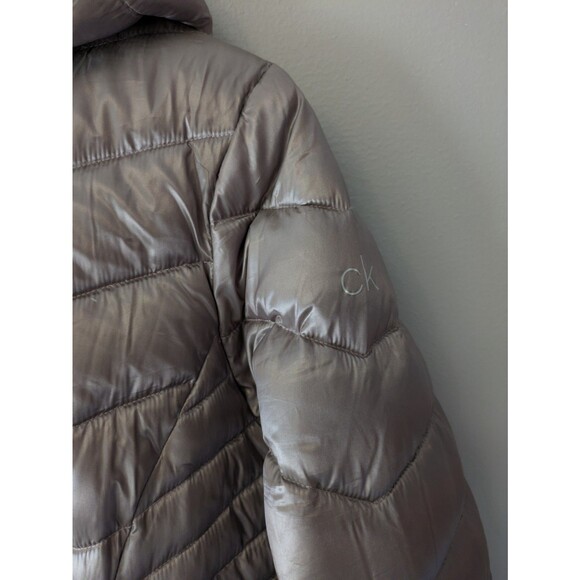Calvin Klein Jacket Womens L, Packable Hooded Premium Down Blend Puffer Coat - Picture 6 of 8